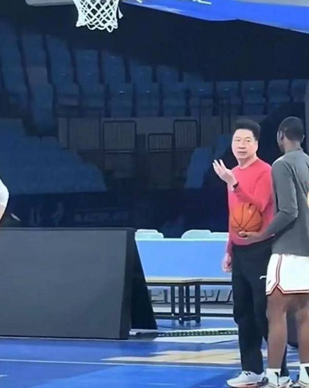 -关于夺冠热门蓄势待发，敌人难以捉摸的信息